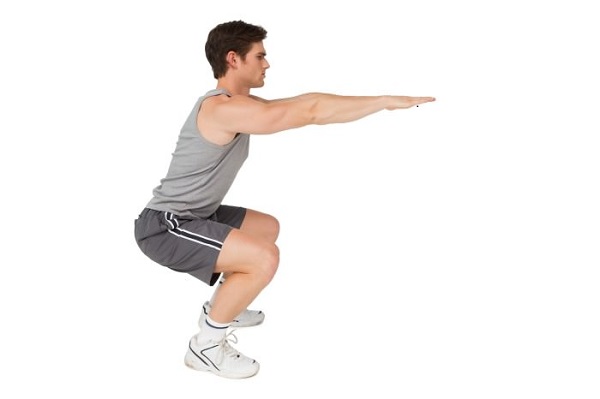 Bài tập thể dục giảm cân với động tác đứng tấn