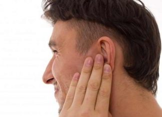 Triệu chứng và cách điều trị bệnh viêm tai giữa