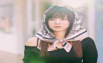 Nhan sắc và gu thời trang ấn tượng của nữ chính phim 'Chiếc lá cuốn bay'