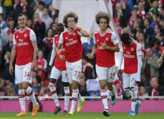 Arsenal thay Man City đua vô địch với Liverpool