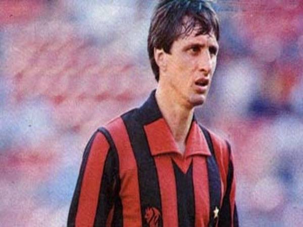 Johan Cruyff và 2 thất bại cay đắng trước AC Milan