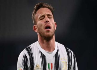 Tin bóng đá tối 16/7: Juventus mất Arthur 2 tháng vì chấn thương