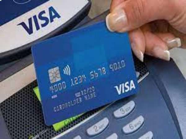 Thẻ visa có chuyển khoản được không?