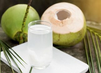 Cách chữa sỏi thận bằng nước dừa tự nhiên, hiệu quả