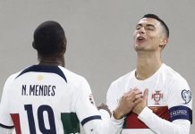 Tin bóng đá 27/3: Ronaldo bị chế nhạo bởi pha ăn vạ trước Luxembourg