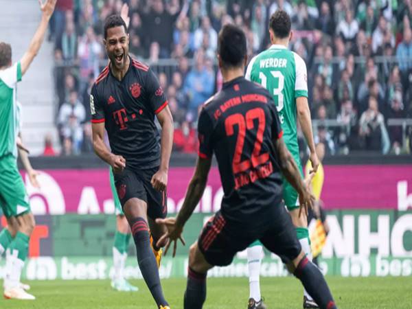 Tin Bayern 12/5: Bayern tạo khoảng cách 4 điểm với Dortmund