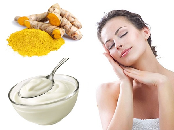 Mặt nạ nghệ và sữa chua