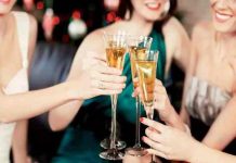Nghệ thuật giao tiếp khi uống rượu