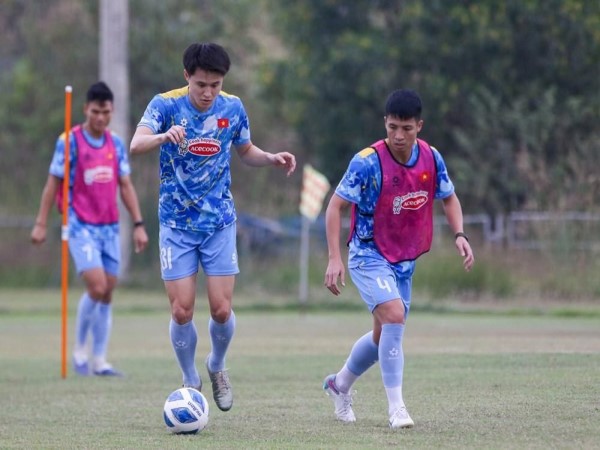 ĐT Việt Nam tăng tốc trước Lào: Giành trọn 3 điểm ĐT Việt Nam tăng tốc trước Lào: Giành trọn 3 điểm